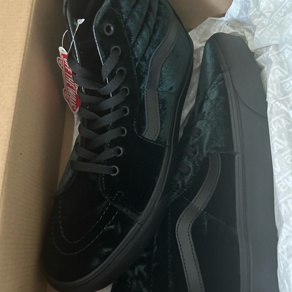 Vans Dark Green Velvet Old School Vans Men’s Size 11